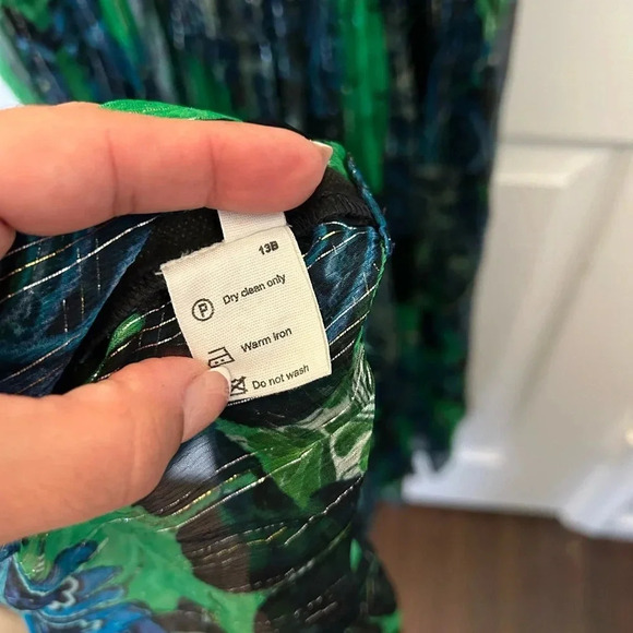 Megan Park KAILUA CHIFFON DRESS xs - Picture 6 of 7